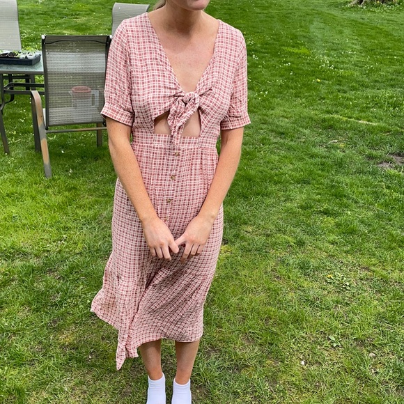 Faithfull The Brand Maple MIDI Dress - Picture 3 of 8